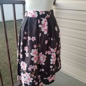 🌸 Floral Spring skirt